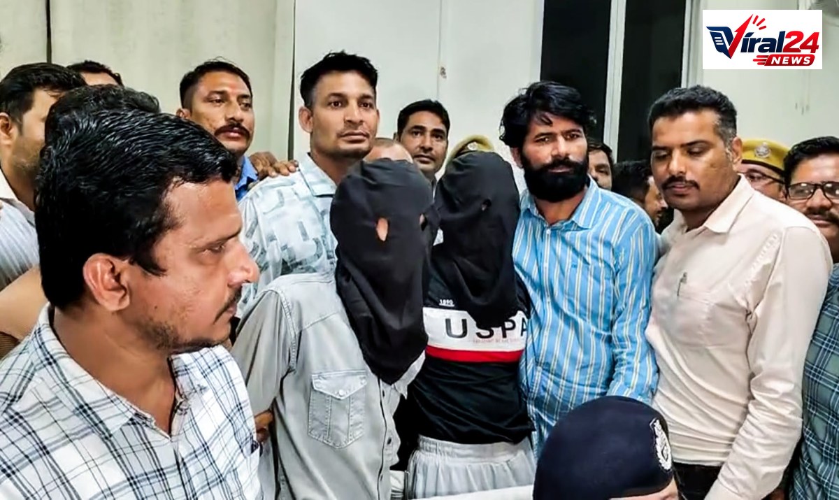 Kota [Rajasthan], Oct 19 (ANI): A visual of two of the three accused arrested by Kota Police in connection with the actor Tiger Shroff firing case, in Kota on Monday. The apprehend